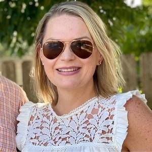 Meet your Posher, Brandi